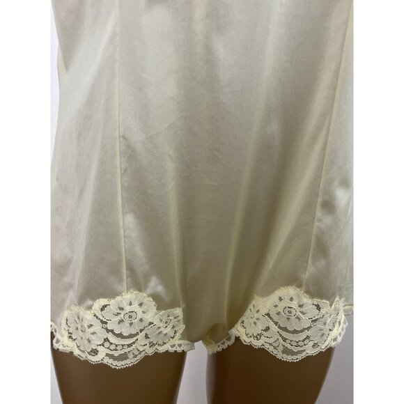 Vintage Vassarette Women's 36 Yellow Nylon Romper Teddy Lingerie - Picture 5 of 11